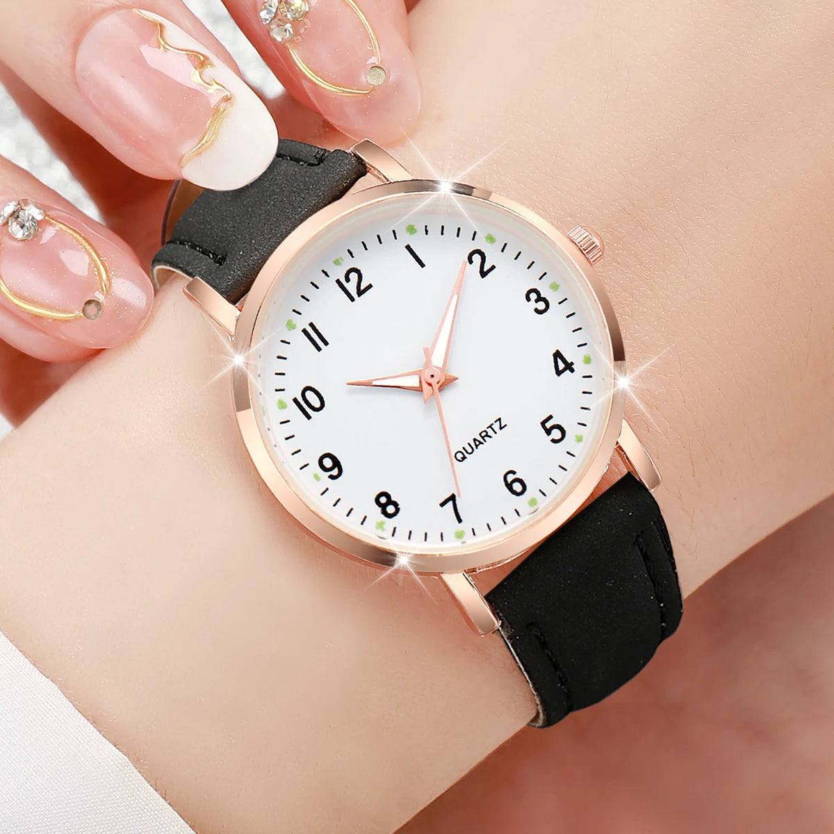 Montre Casual — Bracelet Cuir Décontracté Quotidien